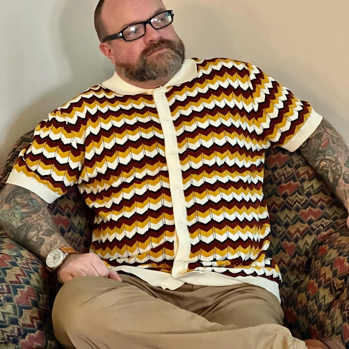 OXKNIT Men Knit Polo Shirts Short Sleeve 1960s Mod Style Vintage Polo Shirt Retro Poloshirt with Yellow Brown Wave